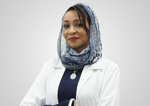 الدكتورة لمياء إبراهيم، ماجستير في الإنجاب والنمو من بريطانيا، دبلوم بأمراض النساء والتوليد من إيرلندا، شهادة في الطب من تركيا